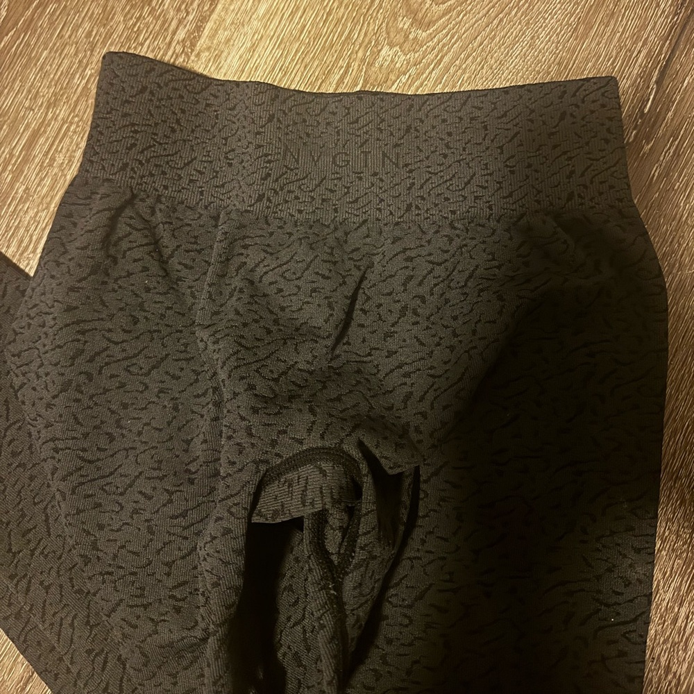 NVGTN digital print leggings